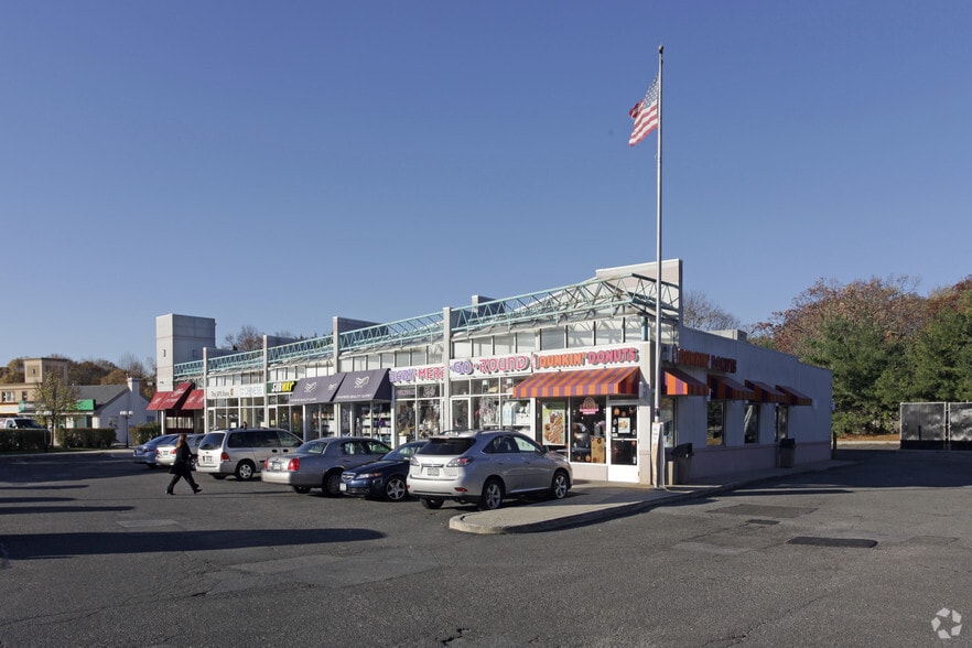 169 Commack Rd, Commack, NY for sale - Primary Photo - Image 1 of 1