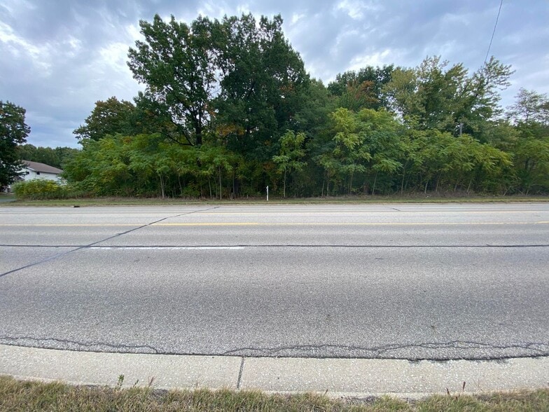 00 Red Arrow, Bridgman, MI for sale - Building Photo - Image 2 of 2