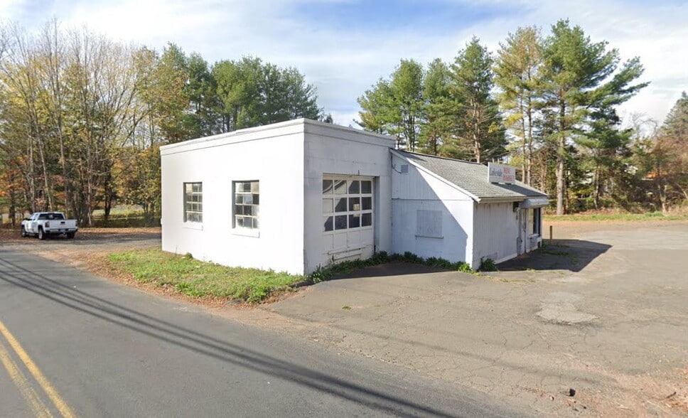 275 Baileyville Rd, Middlefield, CT for sale - Building Photo - Image 2 of 2