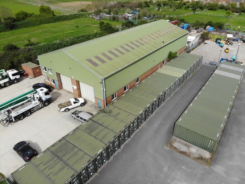 Ware Rd, Faringdon for lease - Building Photo - Image 2 of 6