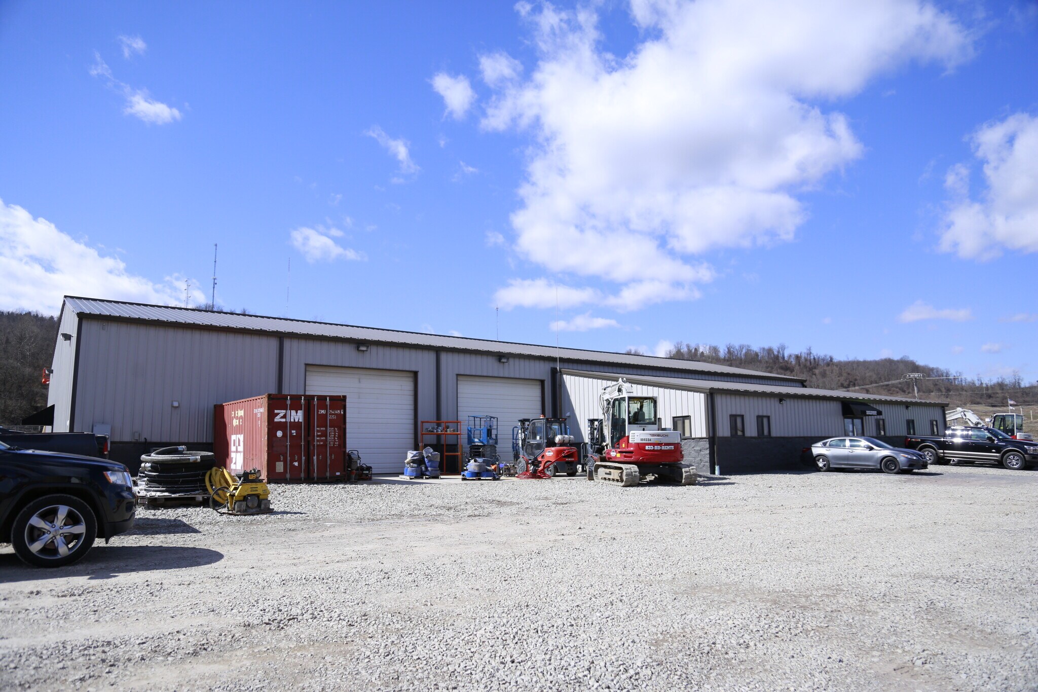 2080 Rail St, Morgantown, WV for sale Primary Photo- Image 1 of 1