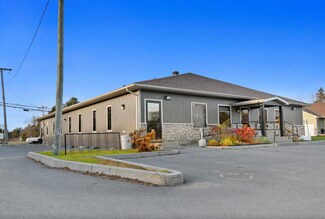 More details for 394 Rue Centre, Shawville, QC - Office for Sale