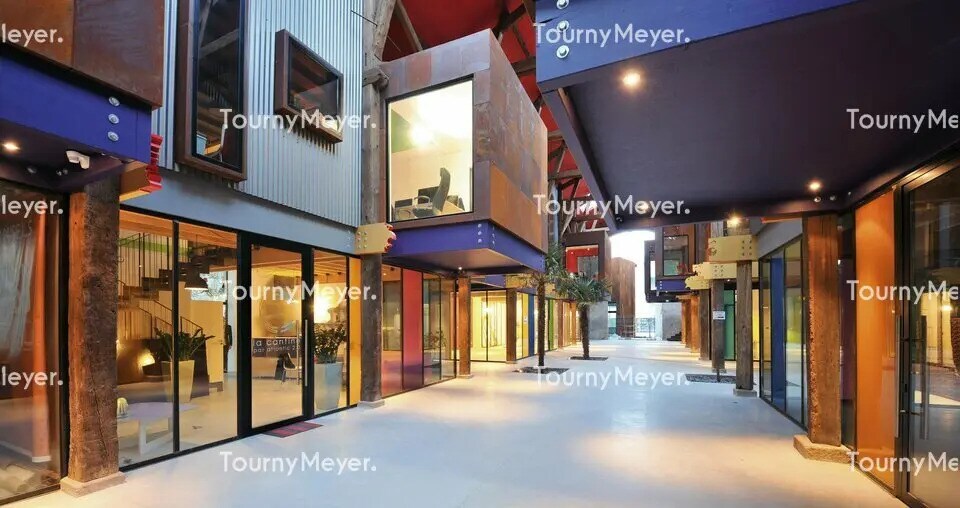 Office in Nantes for lease - Interior Photo - Image 1 of 6