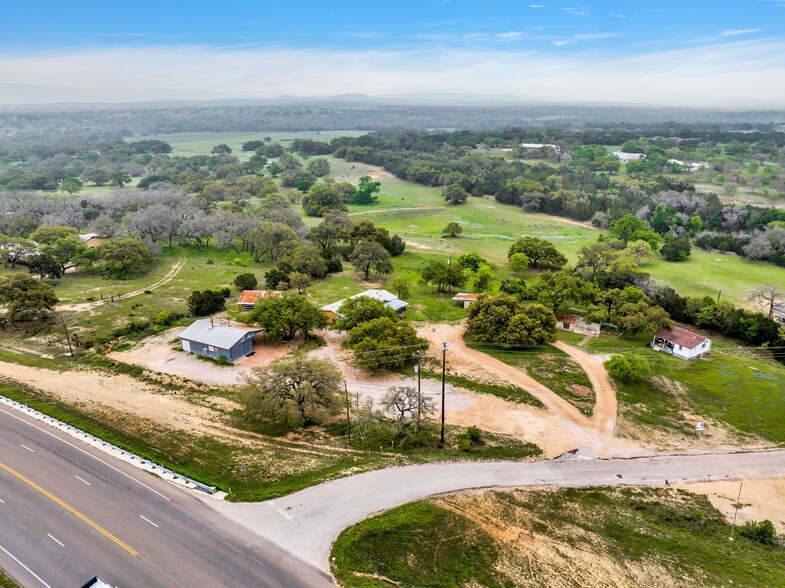 123 Rocky Rd, Hye, TX for sale - Building Photo - Image 1 of 53