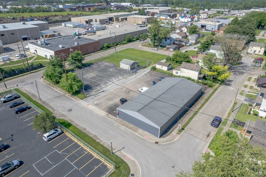 1919 S 6th St, Columbus, OH for lease - Building Photo - Image 3 of 17