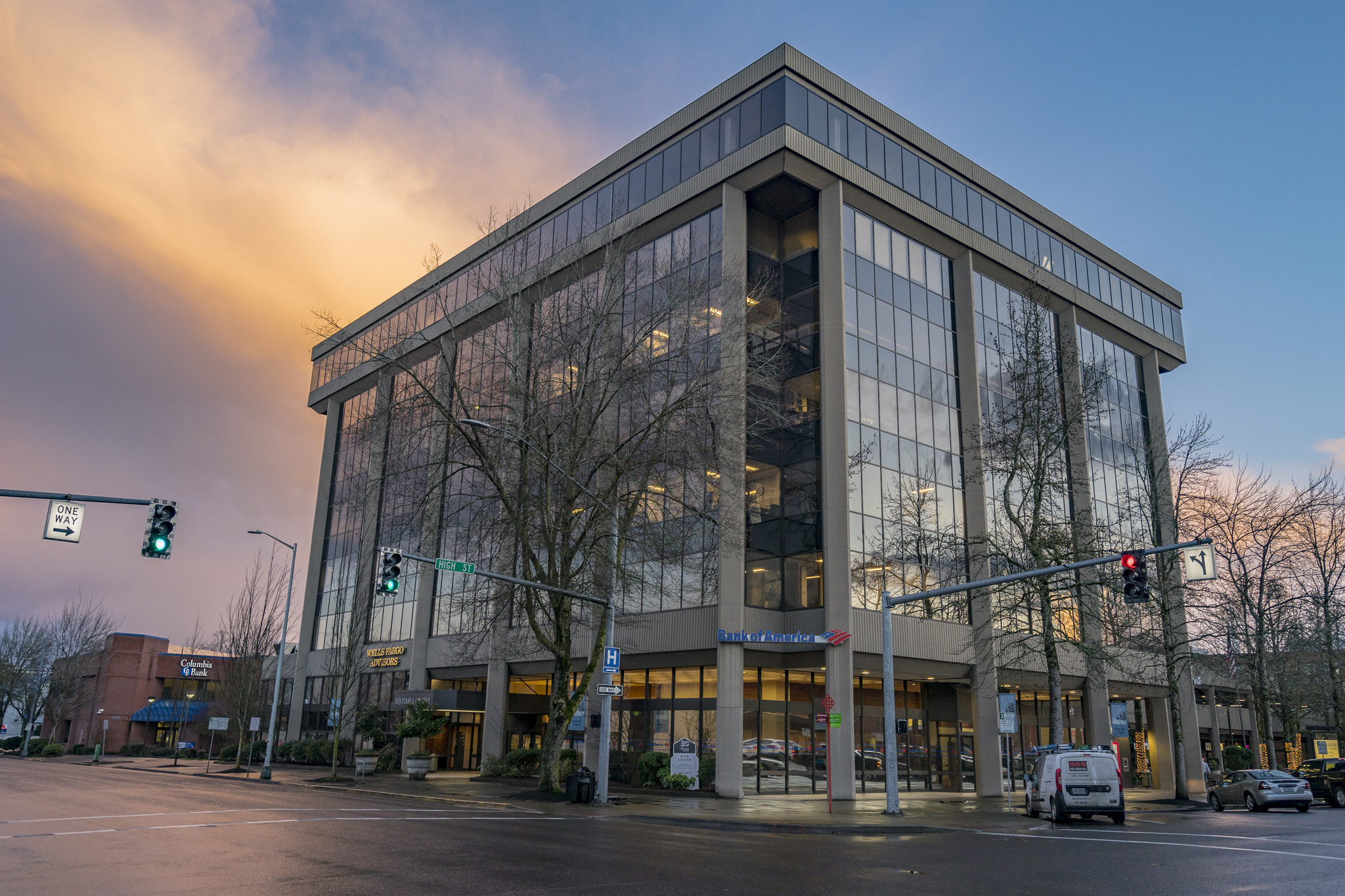 530 Center St NE, Salem, OR for lease Building Photo- Image 1 of 7