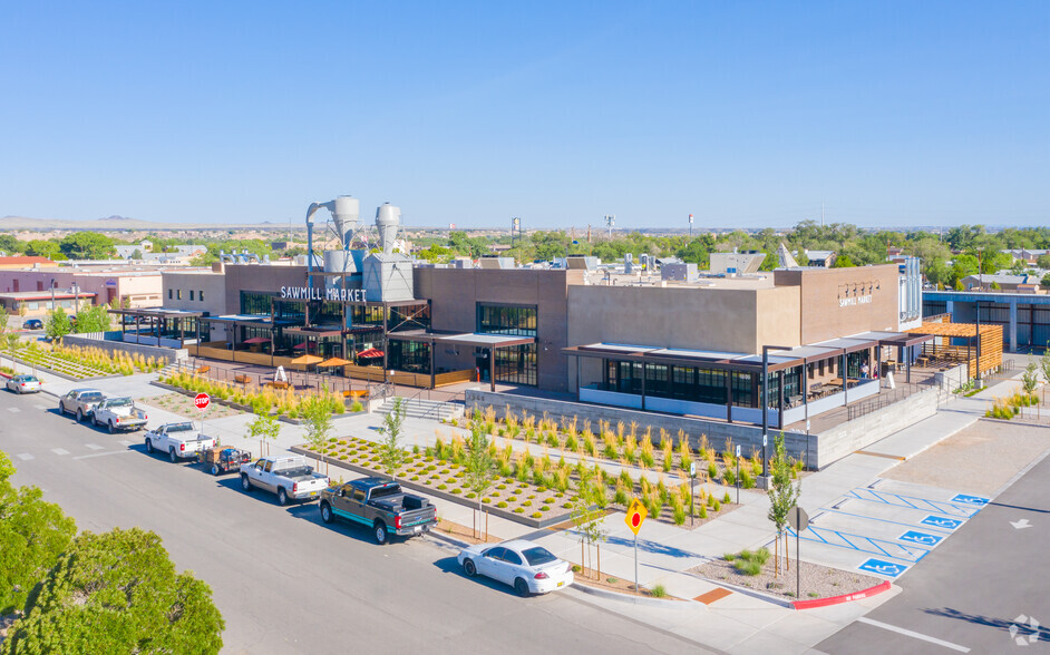 1909 Bellamah Ave NW, Albuquerque, NM for sale - Primary Photo - Image 1 of 1