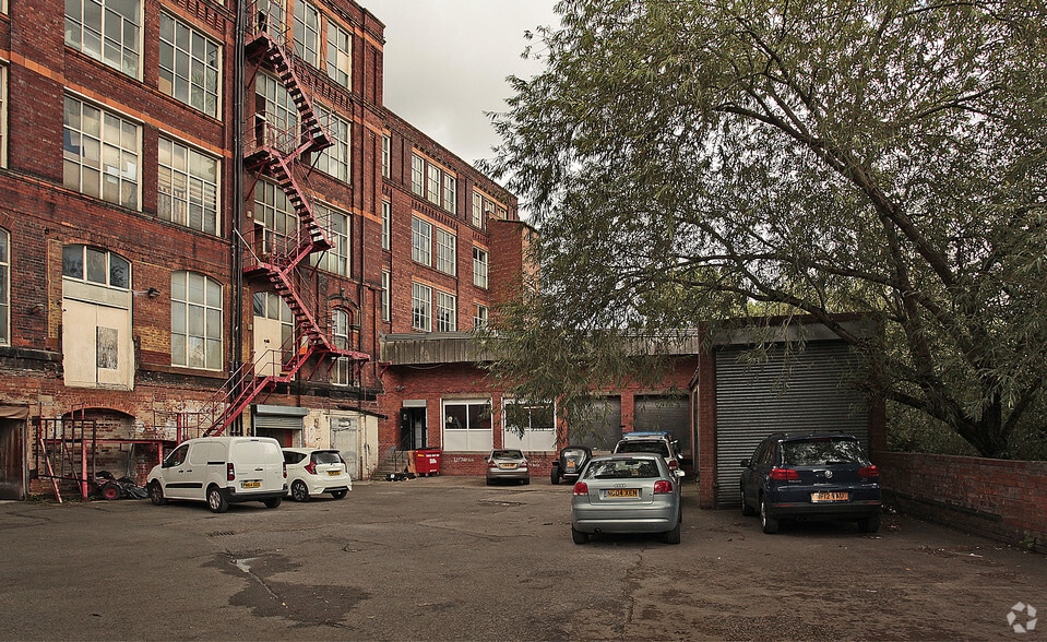 Mersey St, Stockport for lease - Building Photo - Image 3 of 7