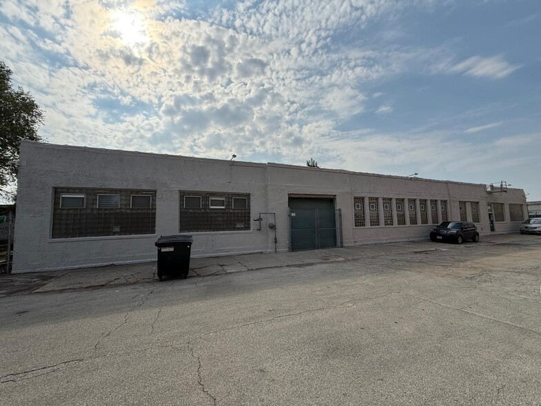 5658 W Fillmore St, Chicago, IL for lease - Building Photo - Image 1 of 1