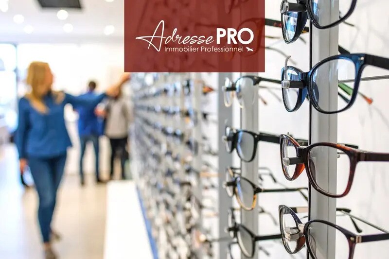 Retail in Arcachon for lease Building Photo- Image 1 of 4