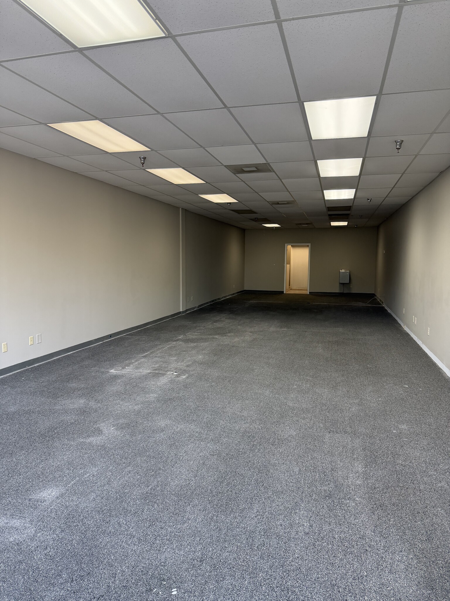 4730-4780 Riverdale, Memphis, TN for lease Interior Photo- Image 1 of 2