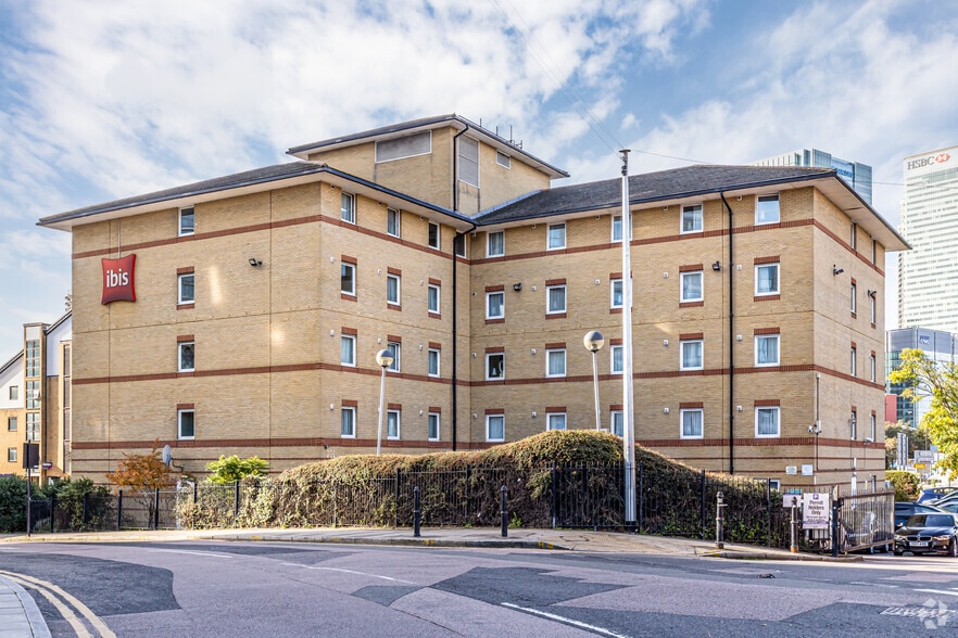 1 Baffin, Off Preston Road Way, London for sale - Primary Photo - Image 1 of 7