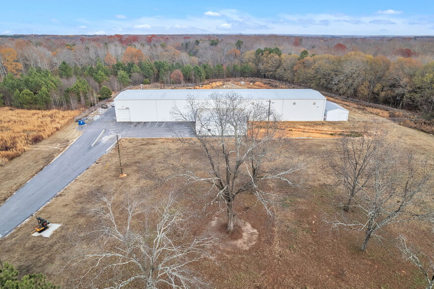 8383 Augusta Rd, Pelzer, SC for sale - Primary Photo - Image 1 of 31