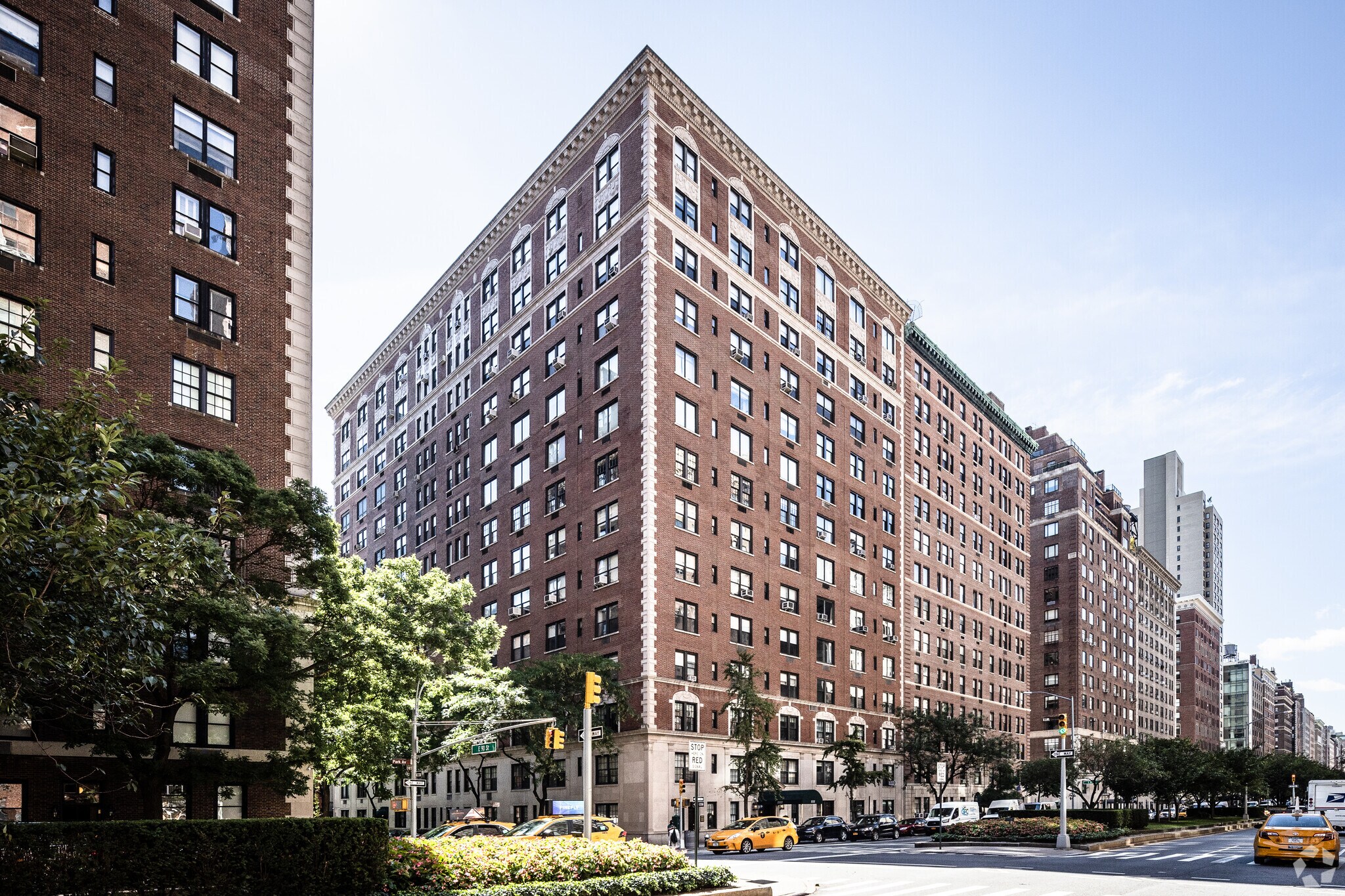 1111 Park Ave, New York, NY for sale Building Photo- Image 1 of 3