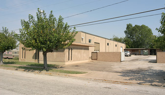 3713 Cockrell Ave, Fort Worth TX - Warehouse