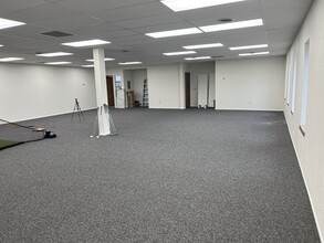 400 W Main St, Gaylord, MI for lease Interior Photo- Image 2 of 5