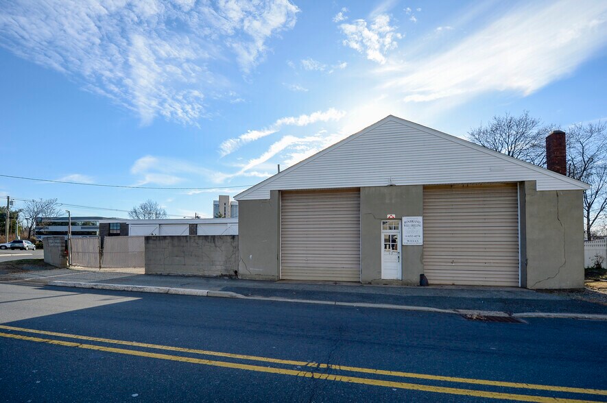 52 Harristown Rd, Fair Lawn, NJ 07410 Industrial for Sale