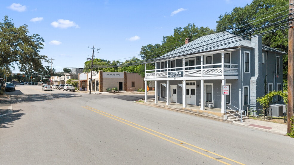 201 Nugent Ave ave, Johnson City, TX for sale - Building Photo - Image 3 of 50
