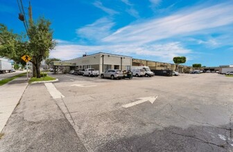 2410 Milam Dairy Rd, Miami, FL for lease Building Photo- Image 2 of 13