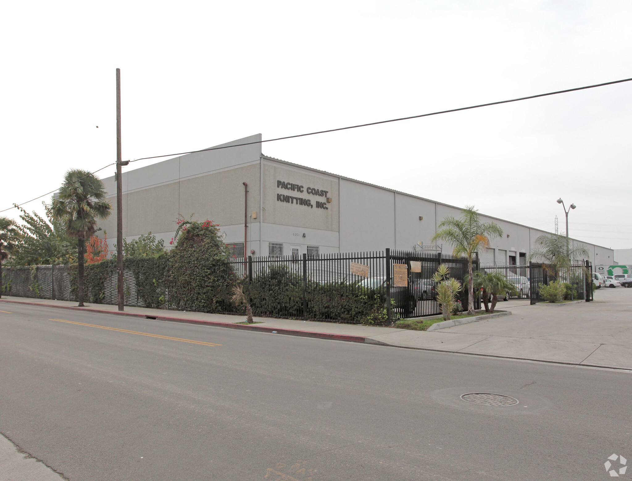 6051 Maywood Ave, Huntington Park, CA for lease Primary Photo- Image 1 of 4