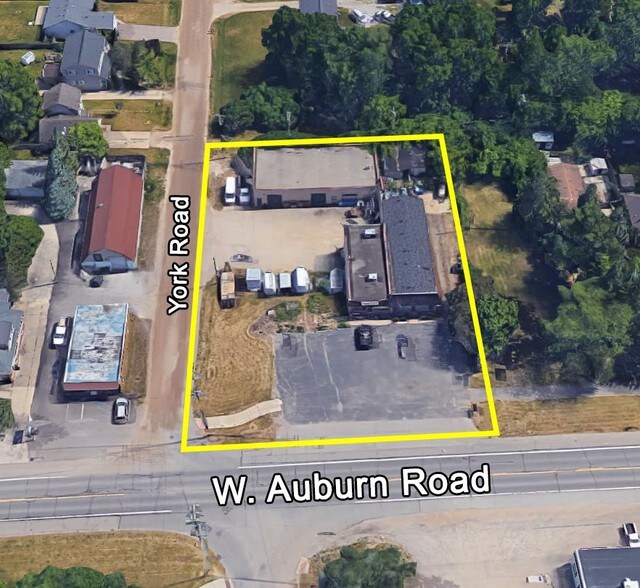 3737 W Auburn Rd, Rochester Hills, MI 48309