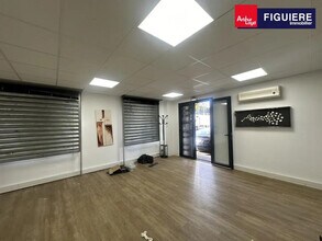 5 Voie D'Angleterre, Vitrolles for lease Building Photo- Image 1 of 7