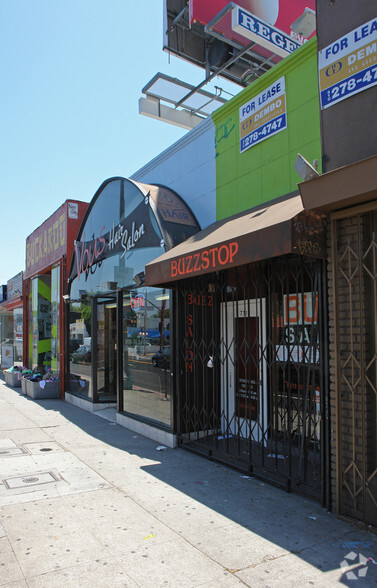 7710-7712 Melrose Ave, Los Angeles, CA for sale - Primary Photo - Image 1 of 4