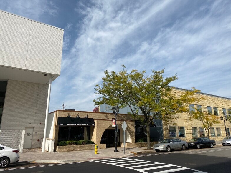148 N Addison Ave, Elmhurst, IL for sale - Building Photo - Image 1 of 1