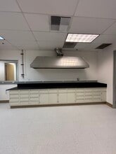 2180-2192 Bering Dr, San Jose, CA for lease Interior Photo- Image 2 of 3