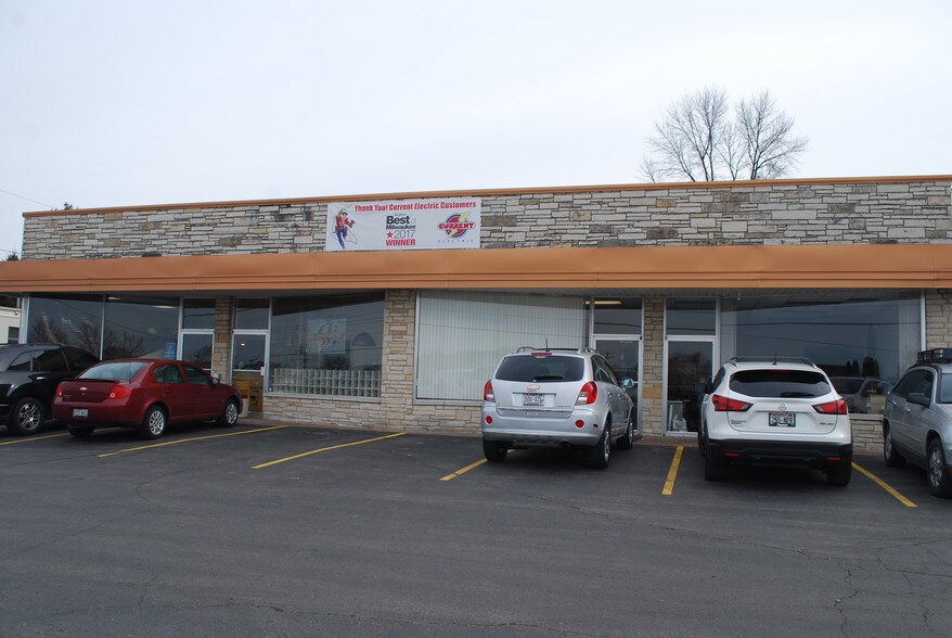 12625 W Burleigh Rd, Brookfield, WI 53005