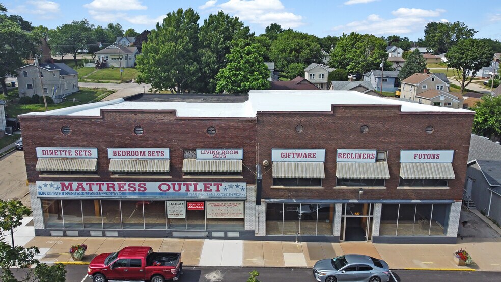 427 5th St, Peru, IL for sale - Building Photo - Image 2 of 53
