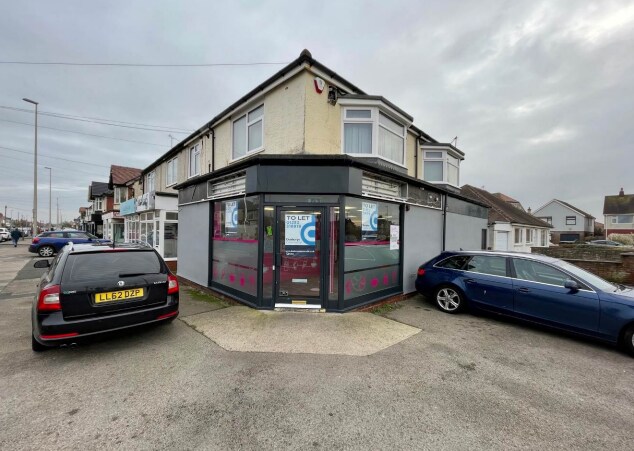 2 Anchorsholme Ln, Thornton Cleveleys for sale Primary Photo- Image 1 of 1