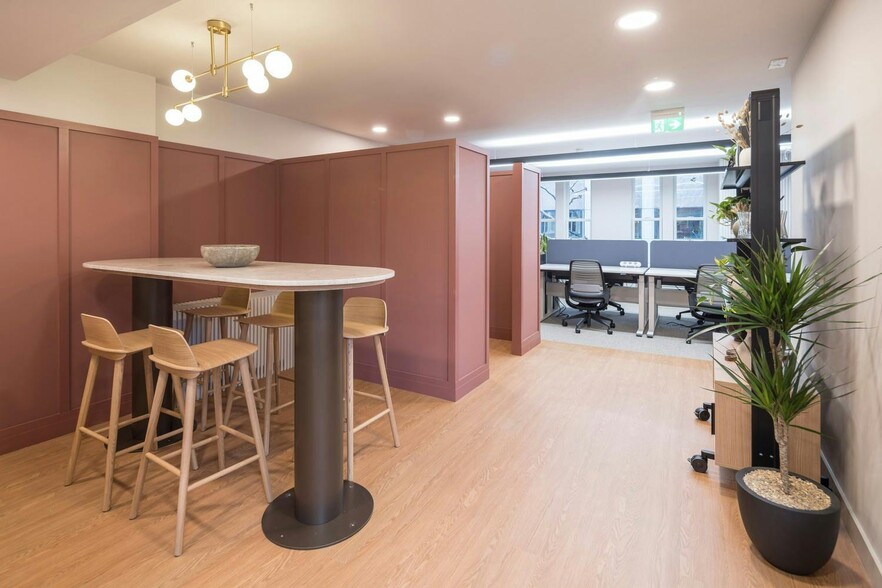 8-10 Hatton Garden, London for lease - Interior Photo - Image 3 of 16