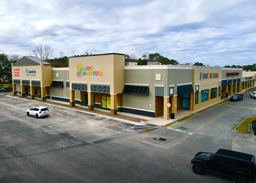 8102 Blanding Blvd, Jacksonville, FL for lease - Building Photo - Image 2 of 11