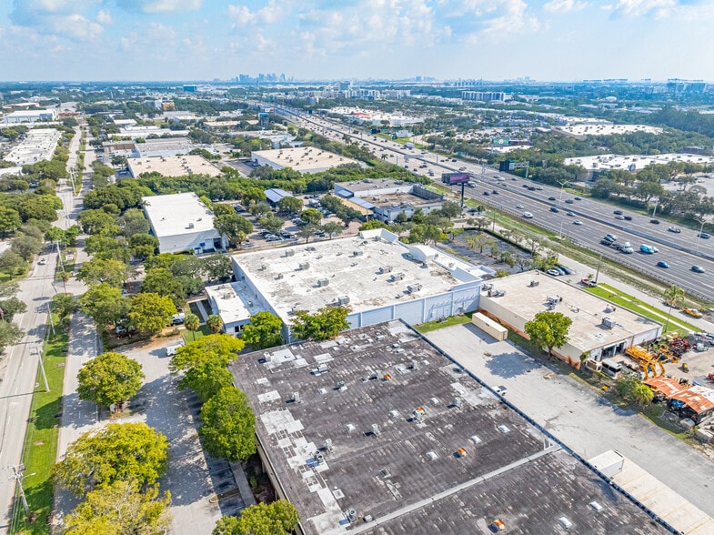 2850 Greene St, Hollywood, FL for lease - Building Photo - Image 2 of 24