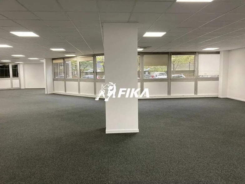 Office in Blagnac for lease - Building Photo - Image 3 of 15