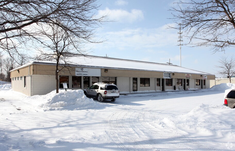 15491557 Haslett Rd, Haslett, MI 48840