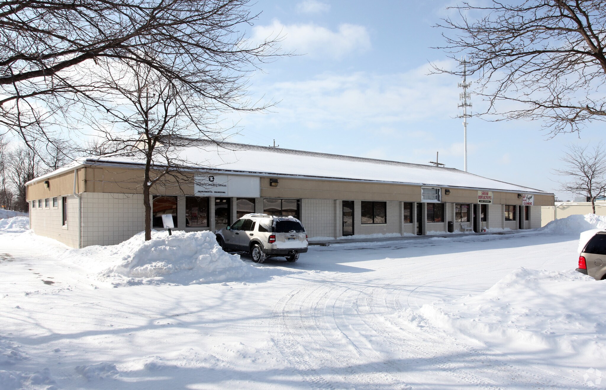 1549-1557 Haslett Rd, Haslett, MI for sale Primary Photo- Image 1 of 1