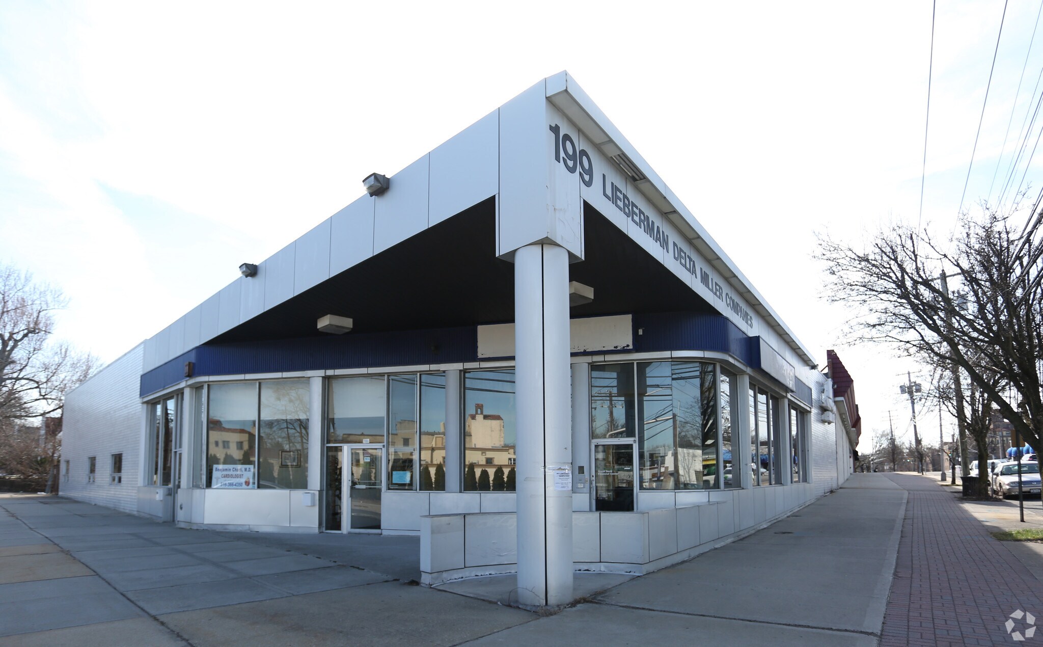 193-199 Middle Neck Rd, Great Neck, NY for sale Primary Photo- Image 1 of 10