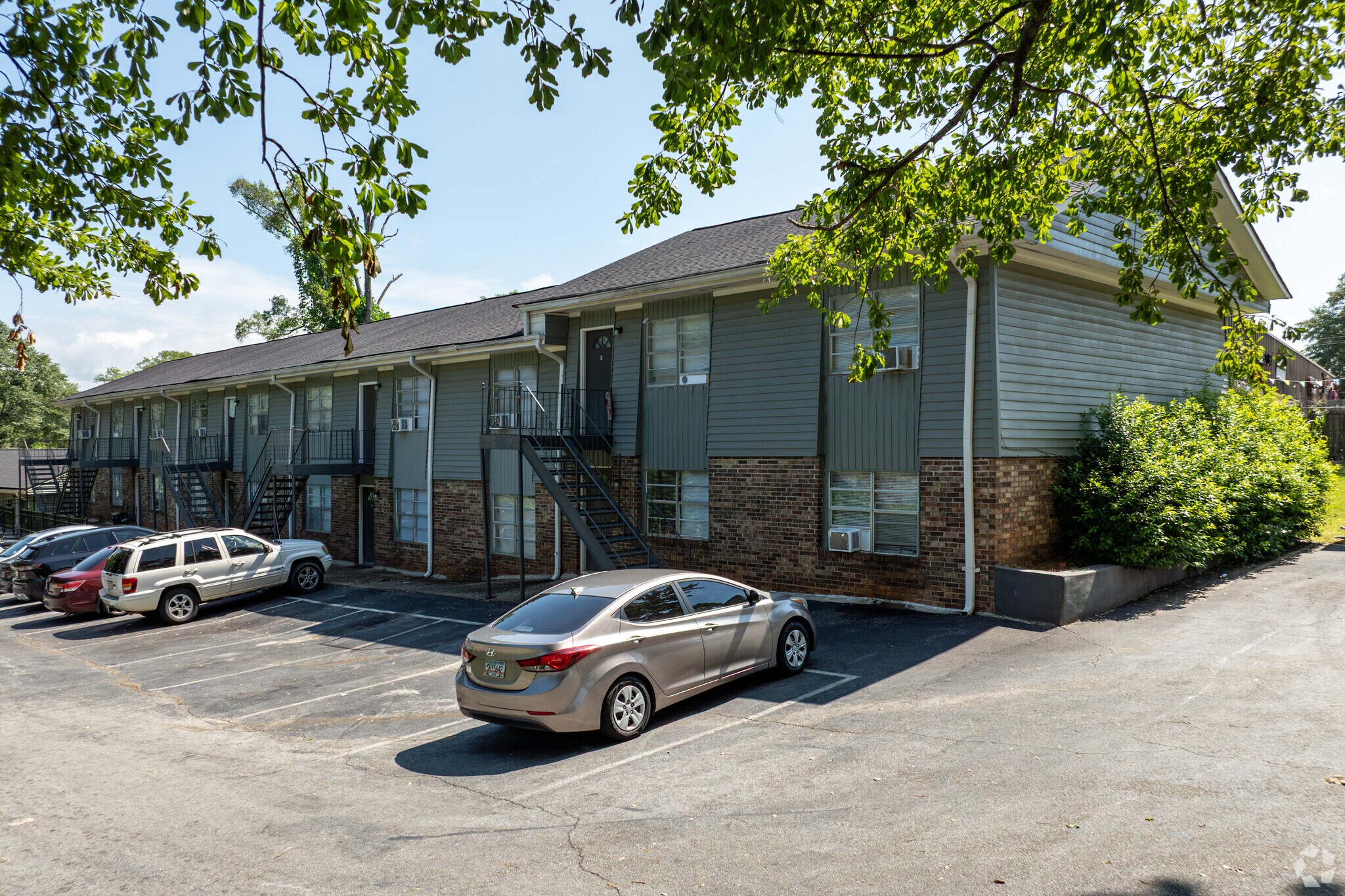 1126 Maple St, Carrollton, GA for sale Primary Photo- Image 1 of 1