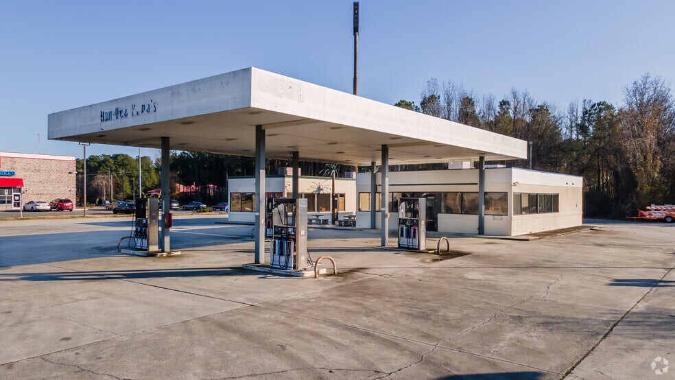 2703 Highway 24 W, Warsaw, NC 28398