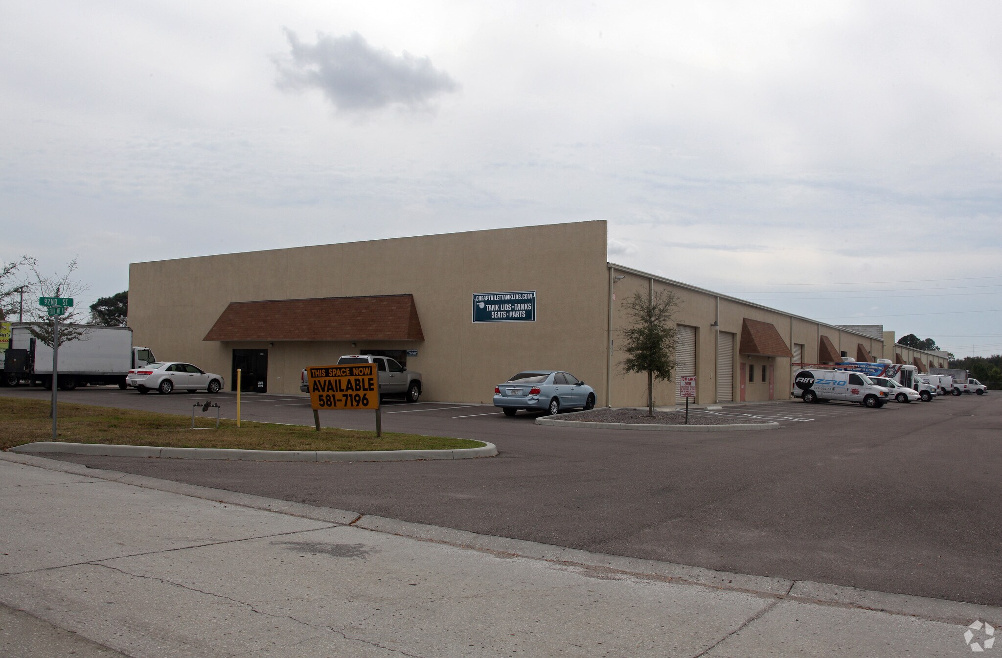 9172 130th Ave N, Largo, FL for sale Primary Photo- Image 1 of 1