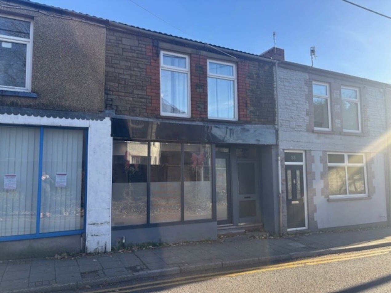 34 Penallta Rd, Ystrad Mynach for lease Building Photo- Image 1 of 2