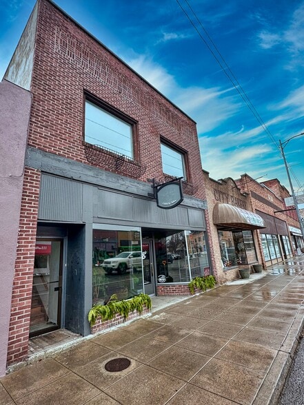 111 2nd S Ave, Okanogan, WA for sale - Building Photo - Image 2 of 41