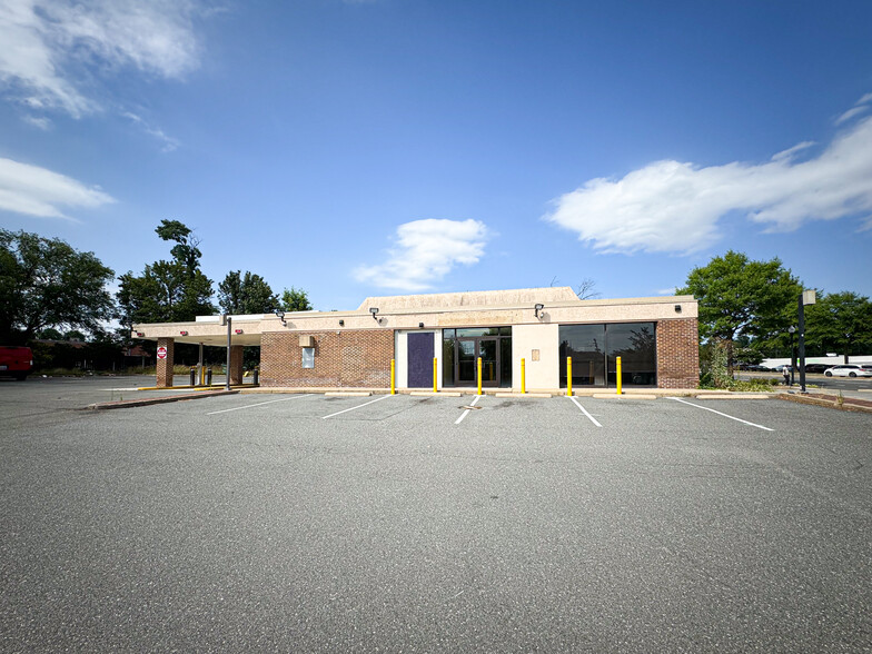 4260 John Marr Dr, Annandale, VA for lease - Building Photo - Image 1 of 5