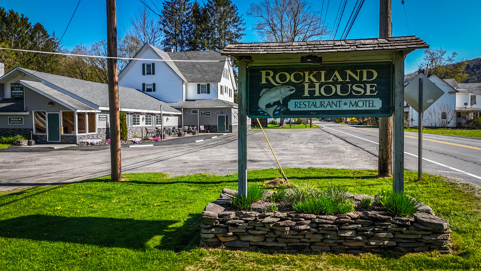 159 Rockland Rd, Roscoe, NY for sale - Building Photo - Image 2 of 19