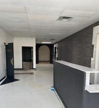 14401 W Metcalf Ave, Overland Park, KS for lease Interior Photo- Image 1 of 4