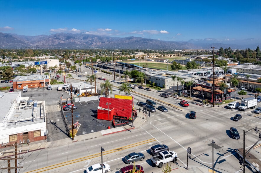 10991 Lower Azusa Rd, El Monte, CA for sale - Building Photo - Image 2 of 7