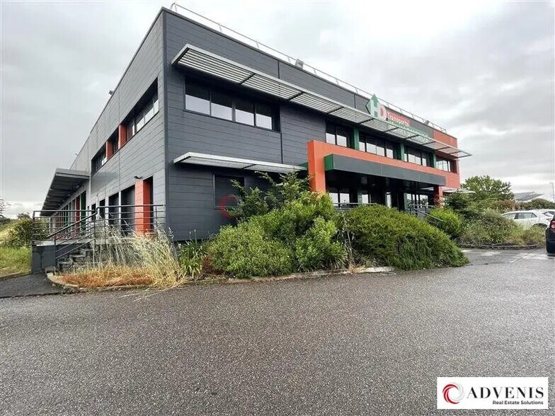 Flex in Bruges for lease - Building Photo - Image 1 of 10
