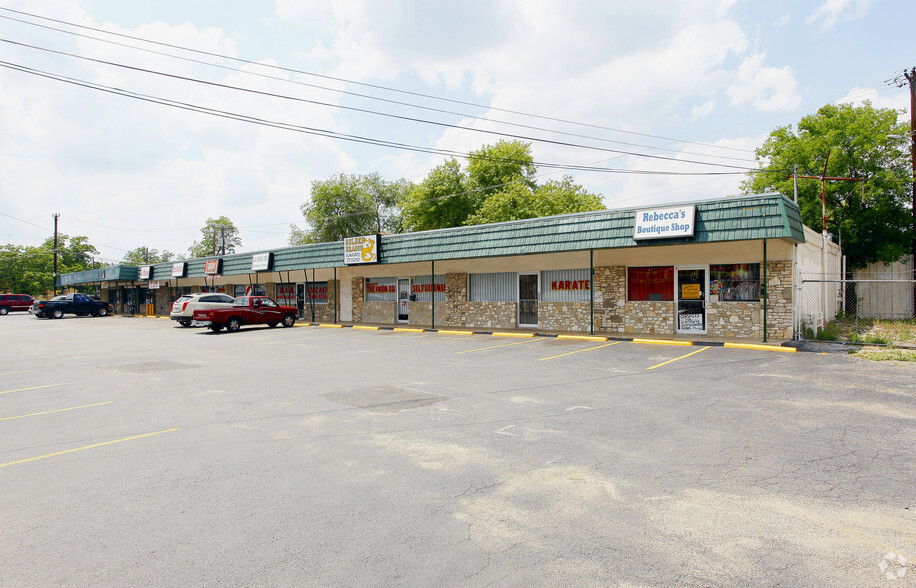 1307-1407 Castroville Rd, San Antonio, TX for lease - Building Photo - Image 3 of 3